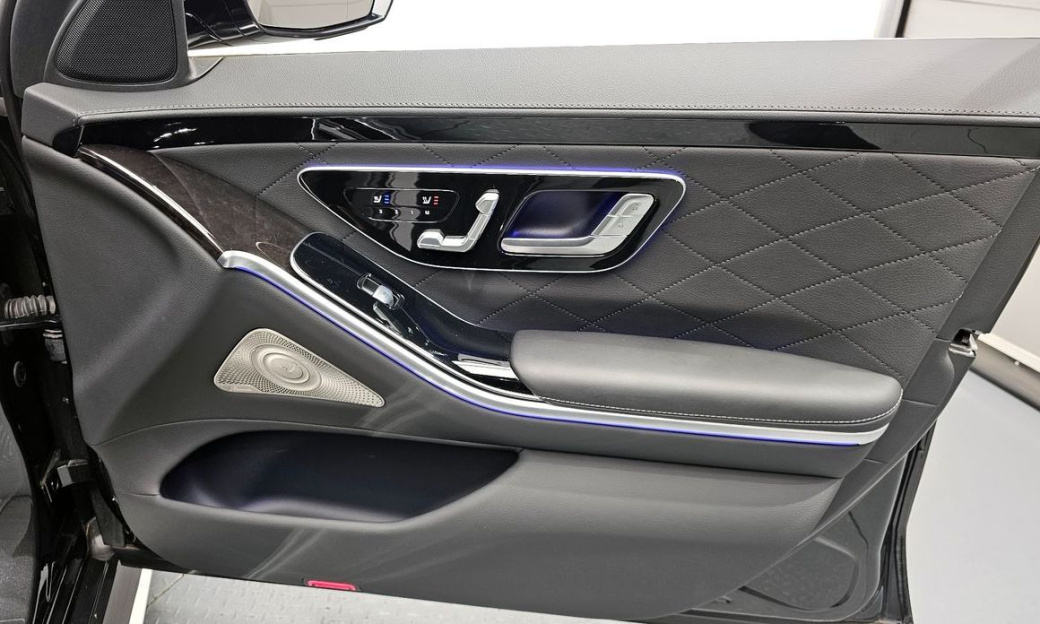 Mercedes-Benz S-Class S500L 4MATIC, 2024