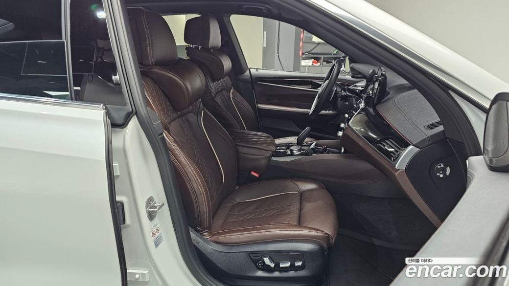 BMW Gran Turismo 630i xDrive M Sport, 2023