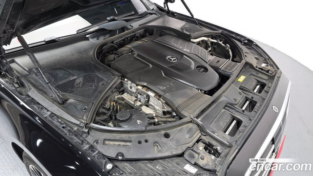 Mercedes-Benz S-Class S350 d, 2023