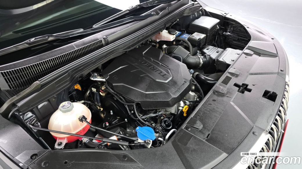 Kia Carnival 9-Seater Signature, 2022