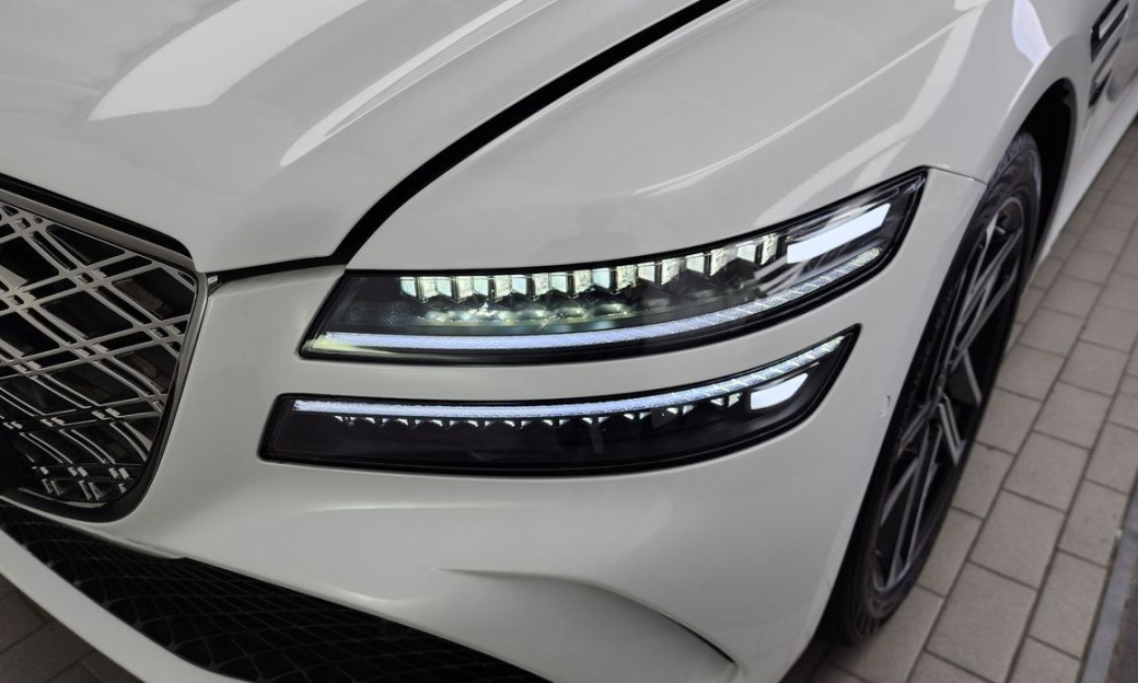 Genesis G80 Gasoline 2.5 Turbo AWD, 2025
