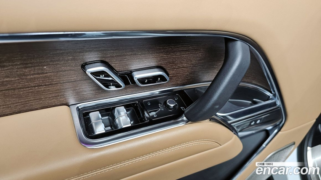 Land Rover Range Rover P530 Autobiography, 2023