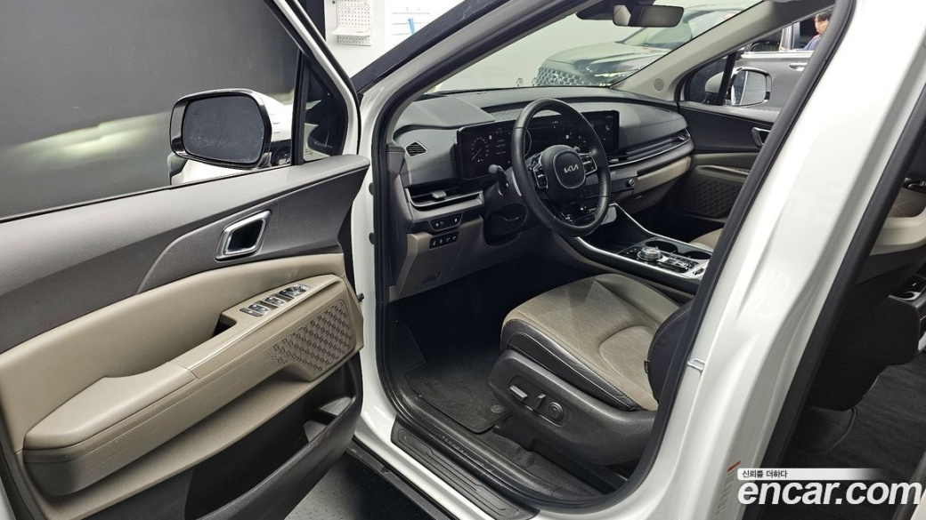 Kia Carnival 9-Seater Noblesse, 2025