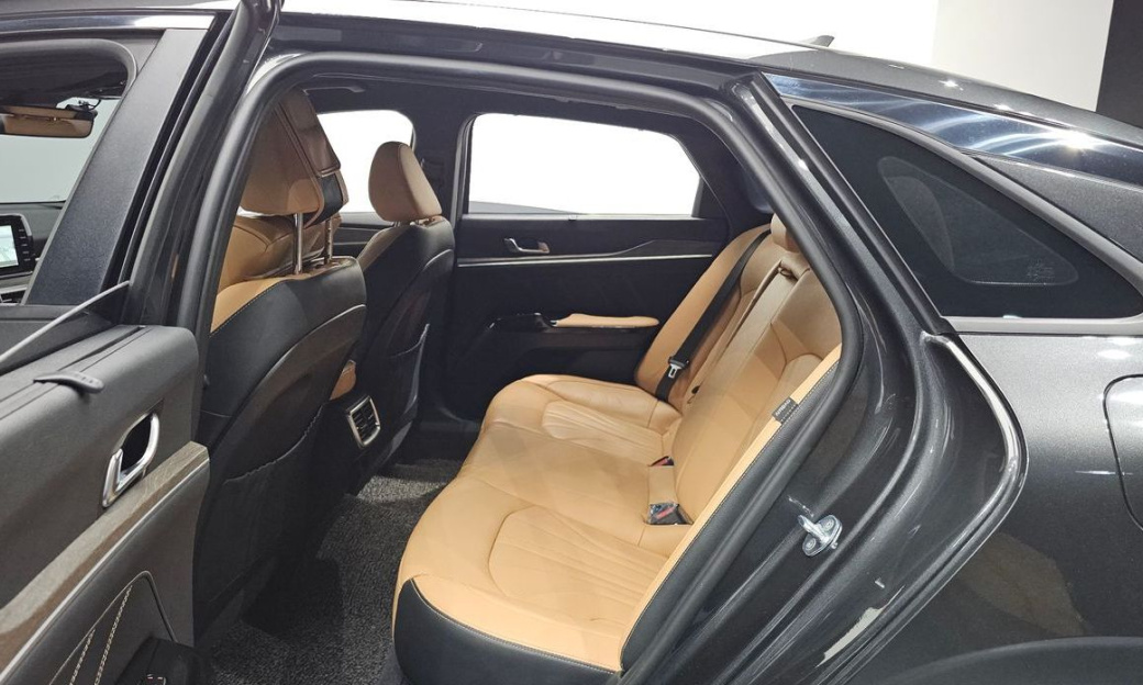 Kia K5 2.0, 2022