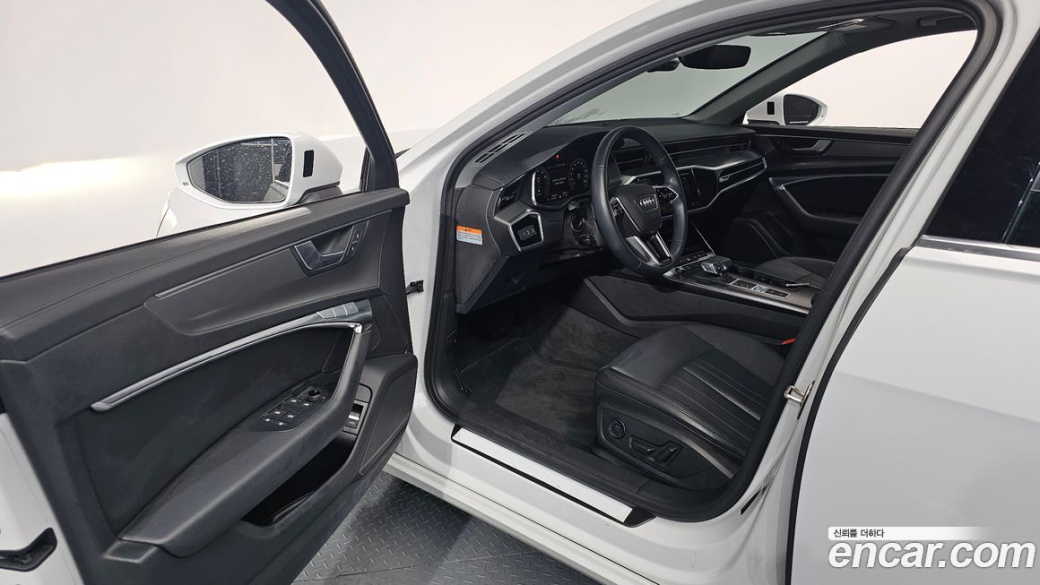 Audi A6 45 TFSI, 2023