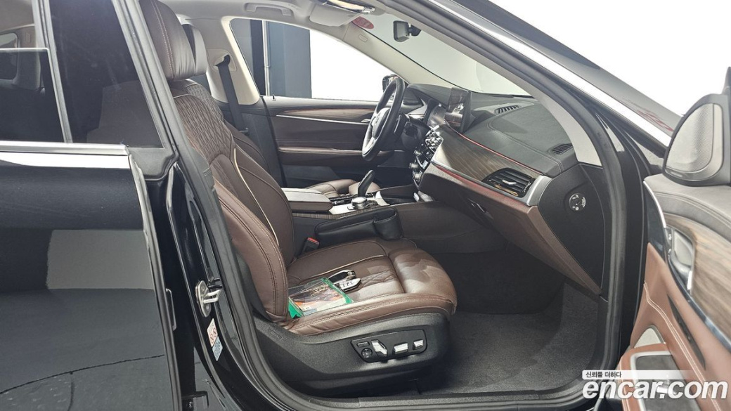 BMW Gran Turismo 630i xDrive Luxury, 2022