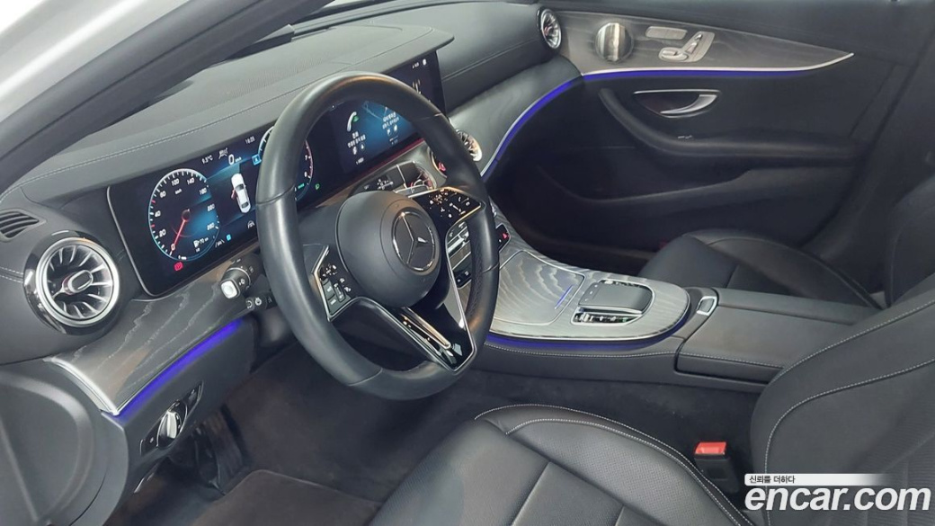 Mercedes-Benz E-Class E350 4MATIC Avantgarde, 2022