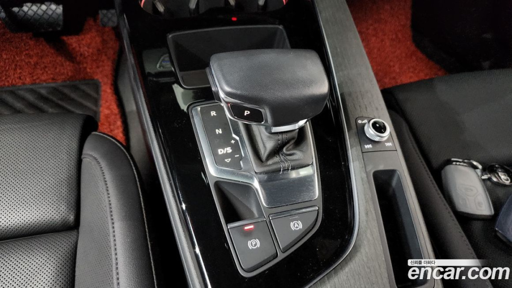 Audi A4 40 TFSI Premium, 2023