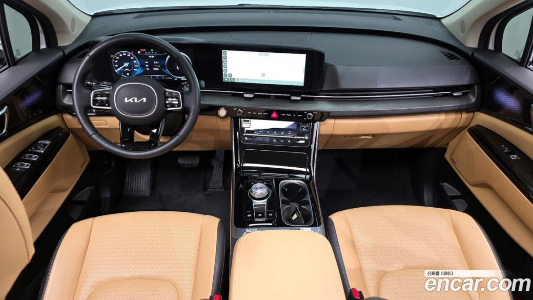 Kia Carnival 7-Seater Signature, 2023