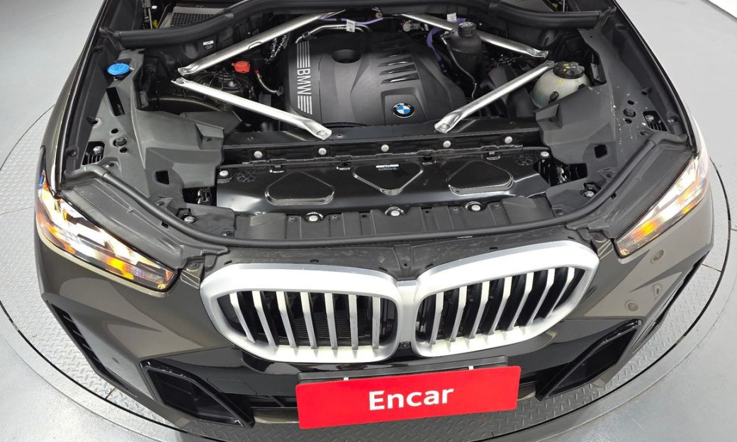 BMW X5 xDrive 40i M Sport, 2025