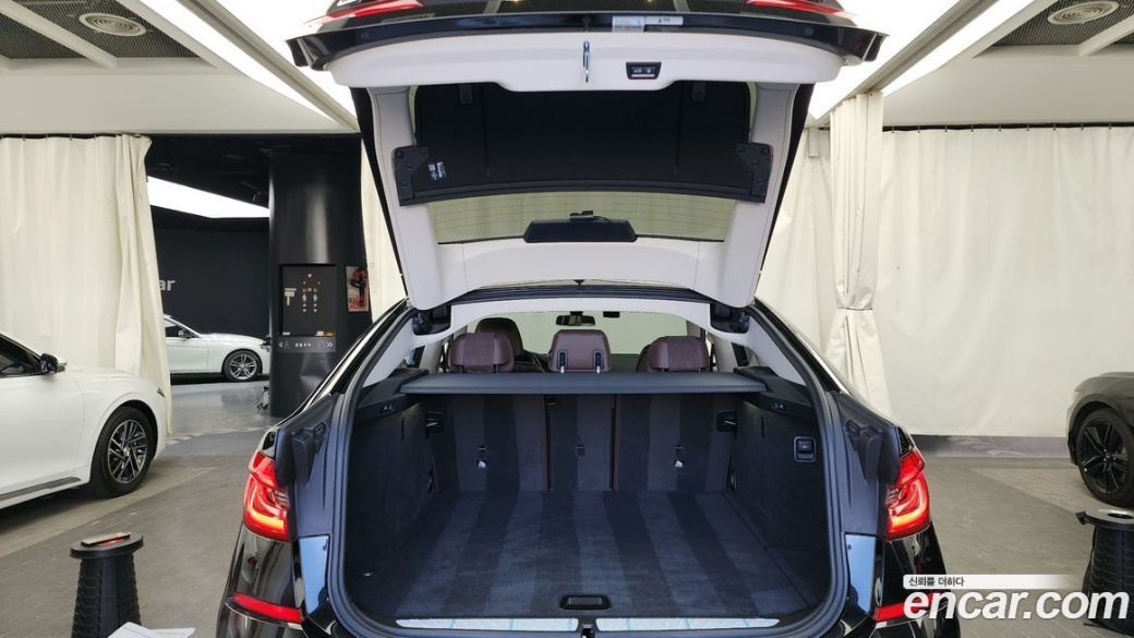 BMW Gran Turismo 630i xDrive Luxury, 2023