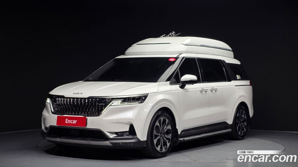 Kia Carnival 9-Seater Signature, 2023