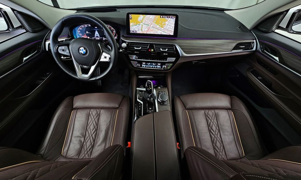 BMW Gran Turismo 620d Luxury, 2024