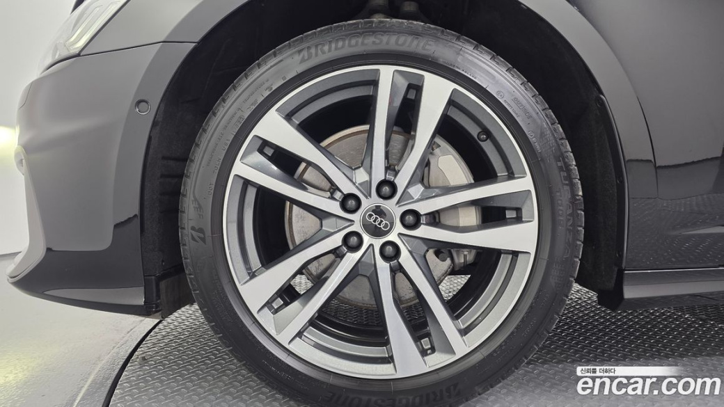 Audi A6 45 TFSI Premium, 2023