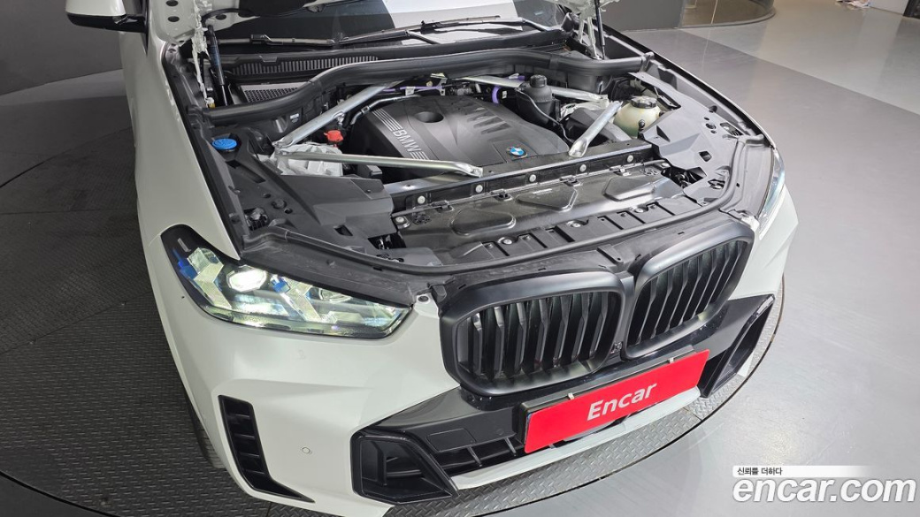 BMW X5 xDrive 40i M Sport, 2025