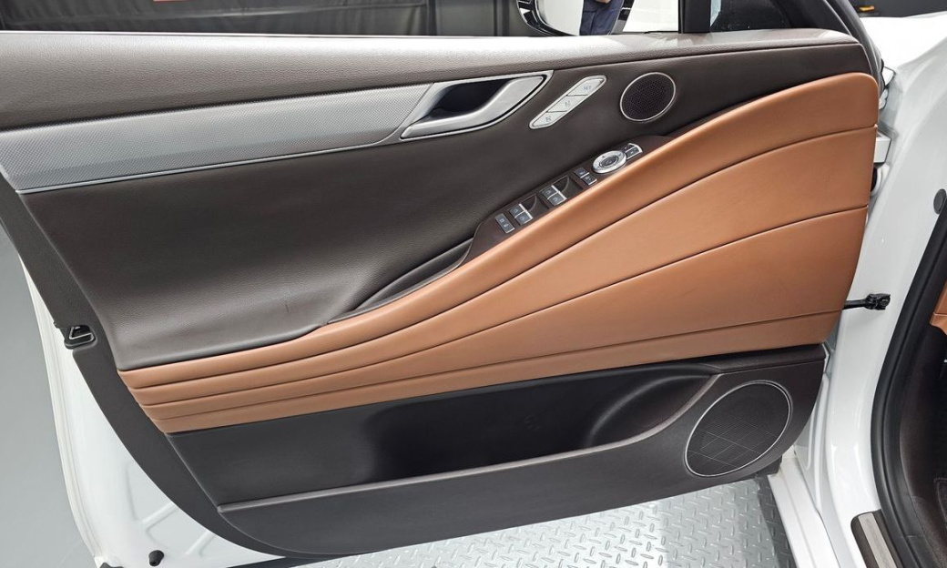 Genesis G80 Gasoline 2.5 Turbo AWD, 2024