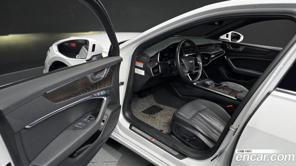 Audi A6 45 TFSI Premium, 2022