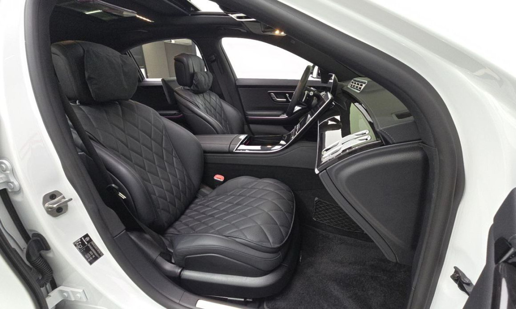 Mercedes-Benz S-Class S500 4MATIC, 2024