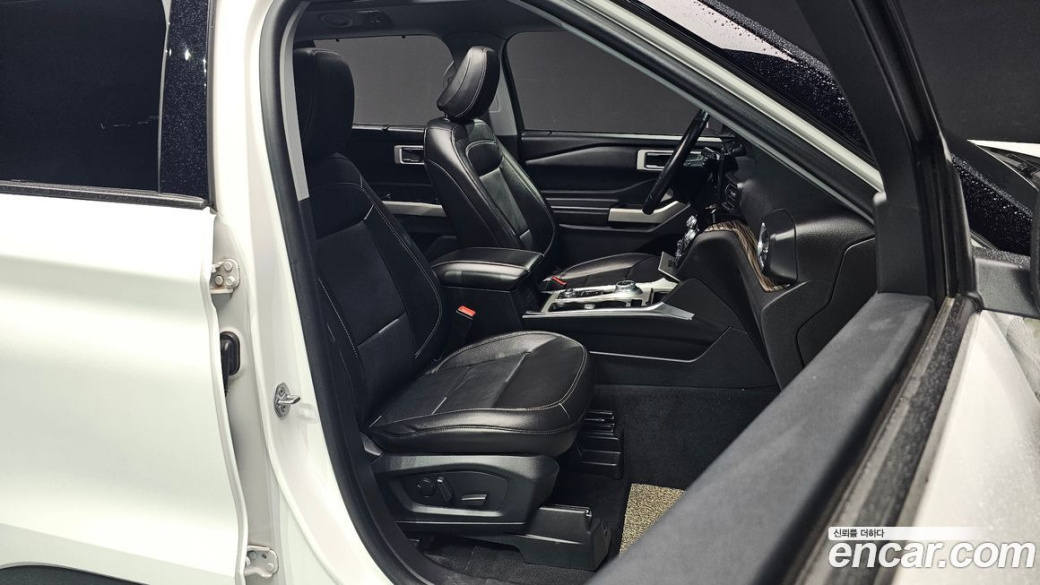 Ford Explorer 2.3 LimIted 4WD, 2021
