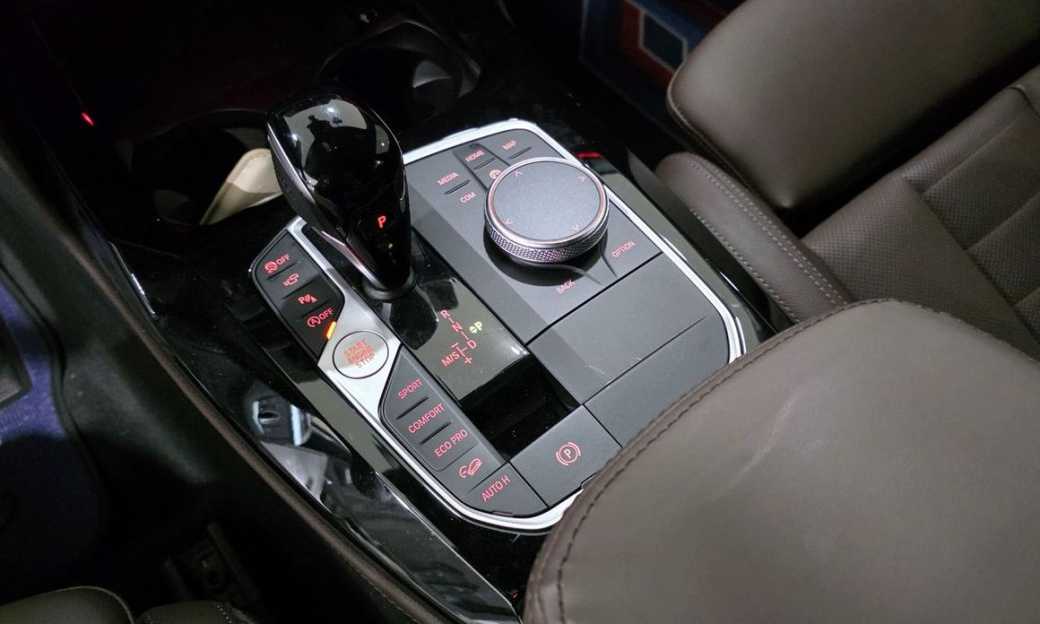 BMW X4 xDrive M40i, 2025