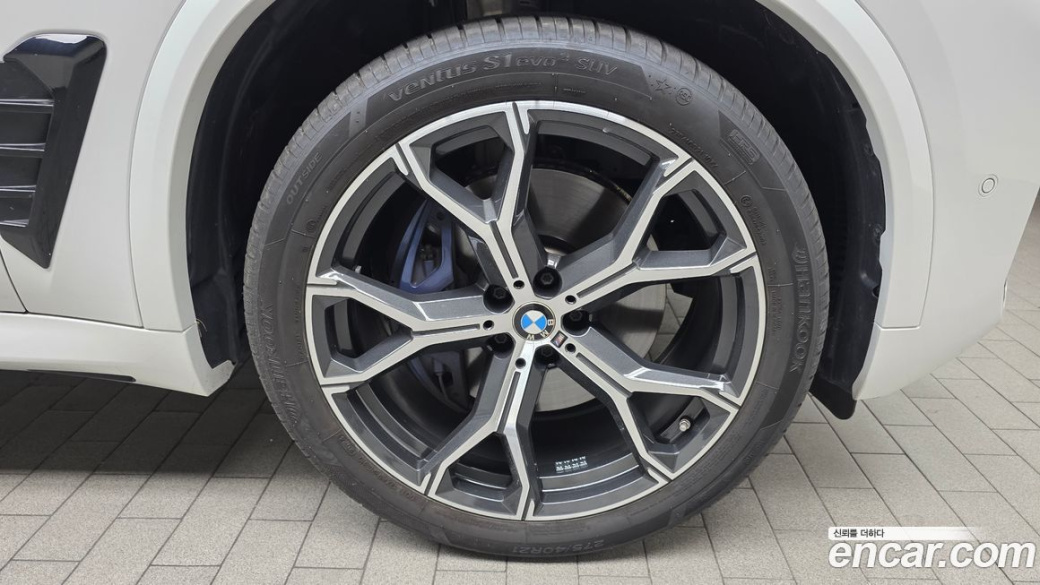 BMW X5 xDrive 40i M Sport, 2025