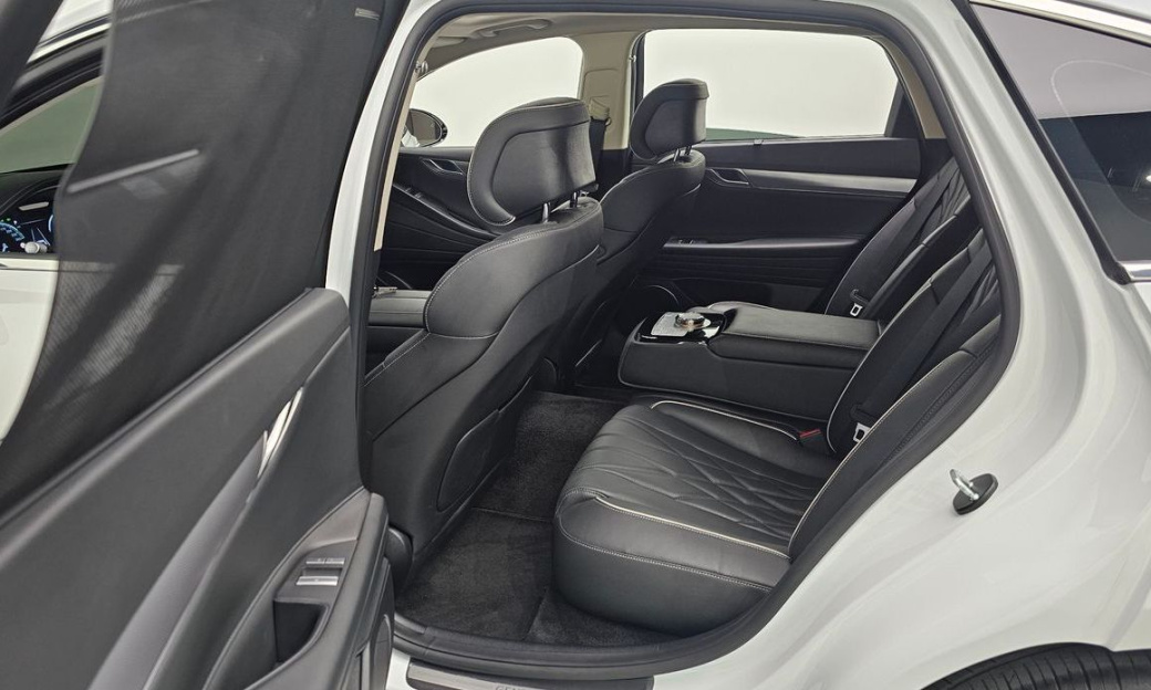 Genesis G80 Gasoline 2.5 Turbo 2WD, 2024