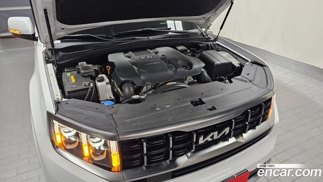 Kia Mohave Diesel 3.0 4WD 7-Seater, 2022