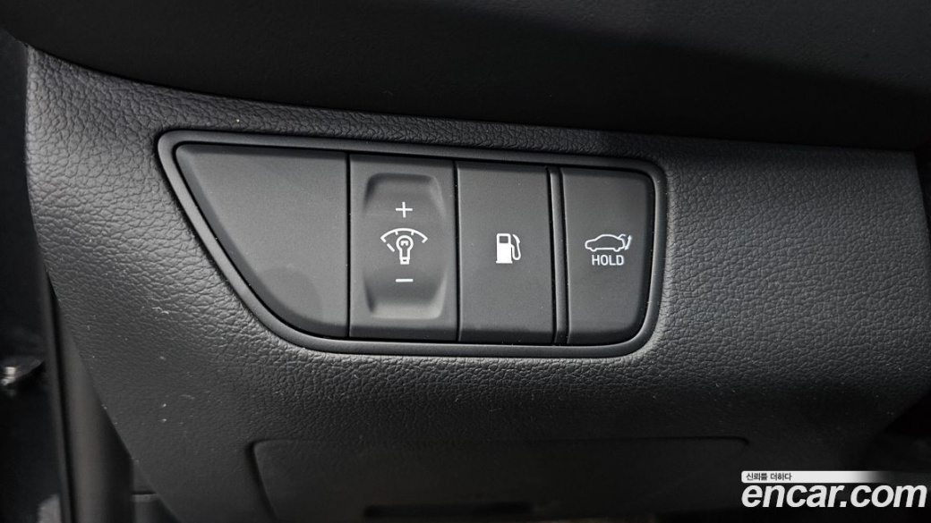 Genesis G70 Gasoline 2.0T 4WD, 2021
