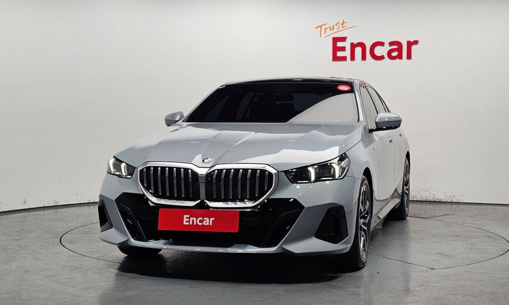 BMW 5-Series 520i M Sport, 2024