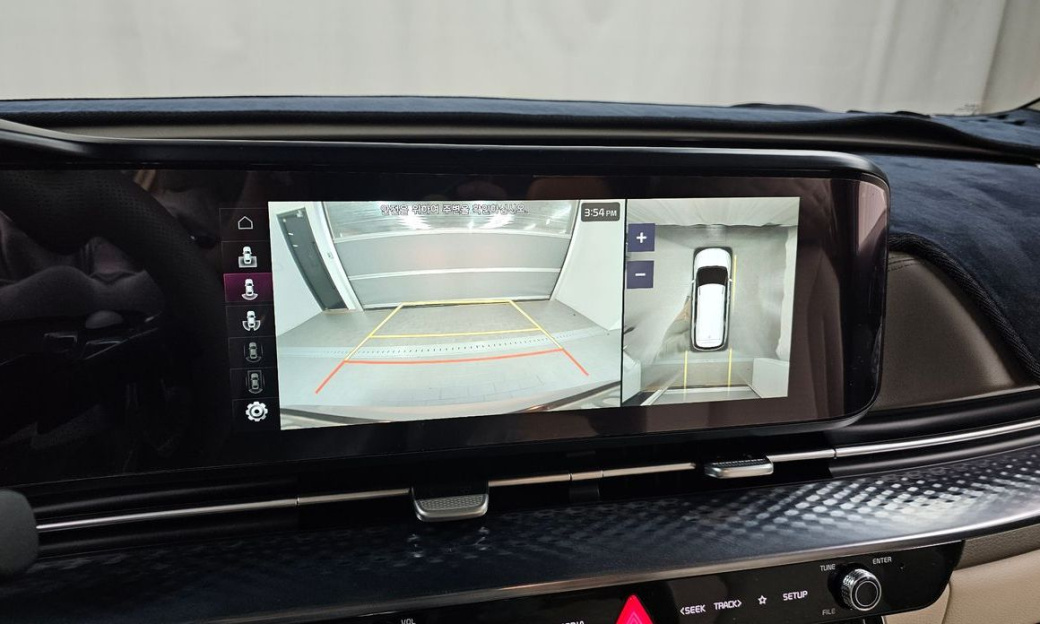 Kia Carnival 7-Seater Hi-Limousine, 2022