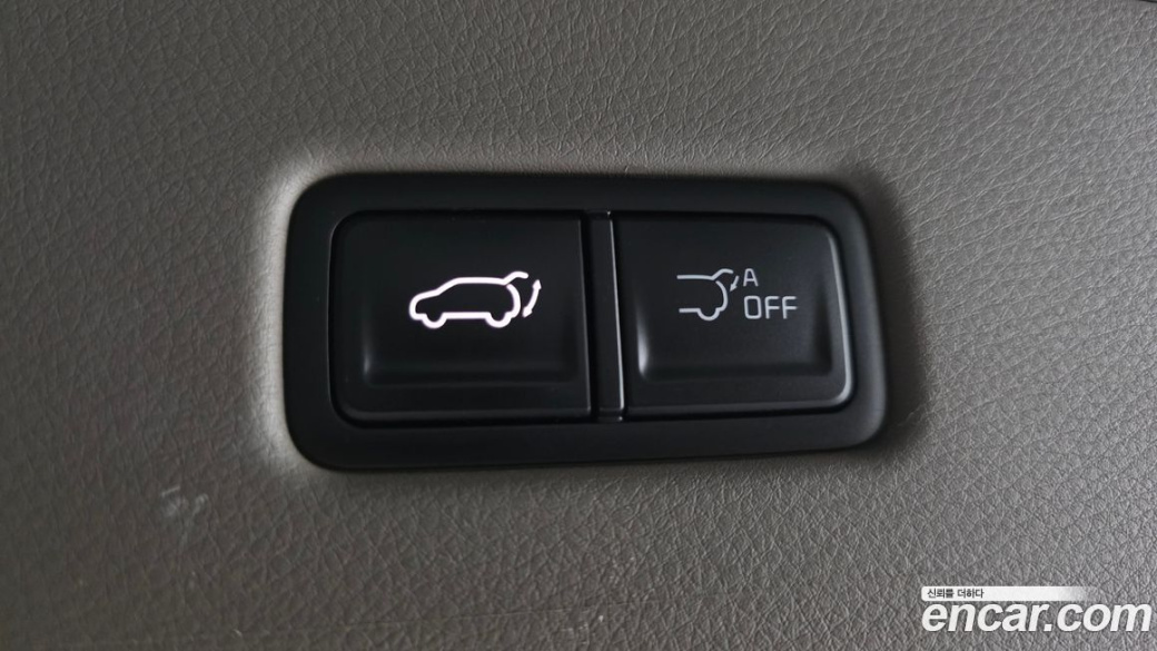 Kia Carnival 9-Seater Gravity, 2025