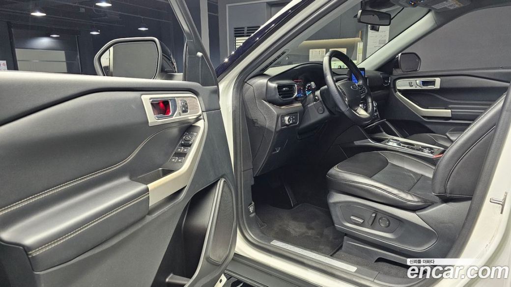 Ford Explorer 2.3 LimIted 4WD, 2022