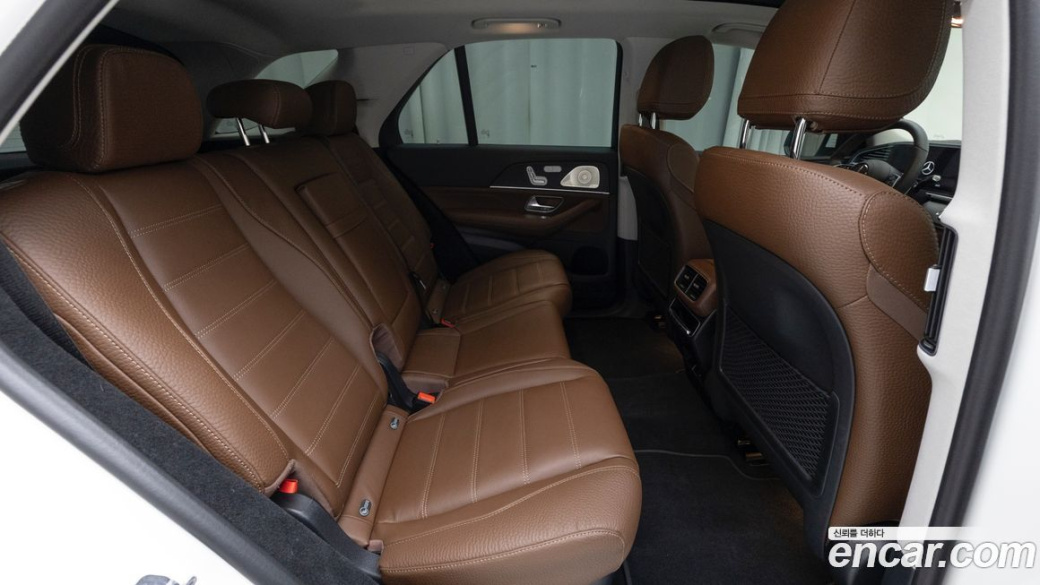 Mercedes-Benz GLE-Class GLE450 4MATIC, 2025