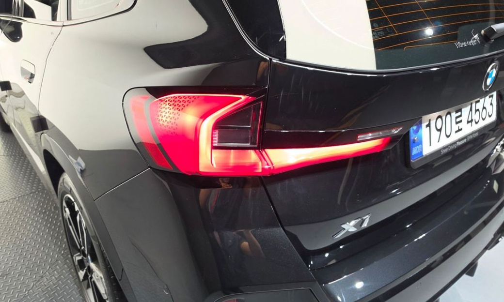 BMW X1 xDrive 20i M Sport, 2025