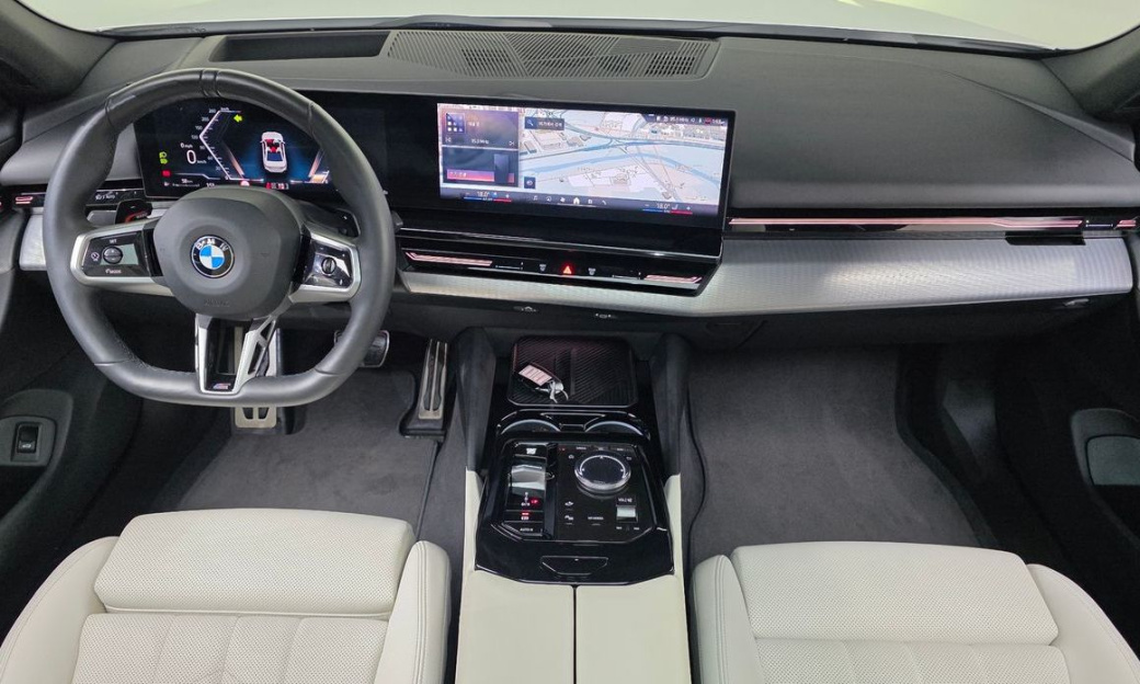 BMW 5-Series 520i M Sport, 2024