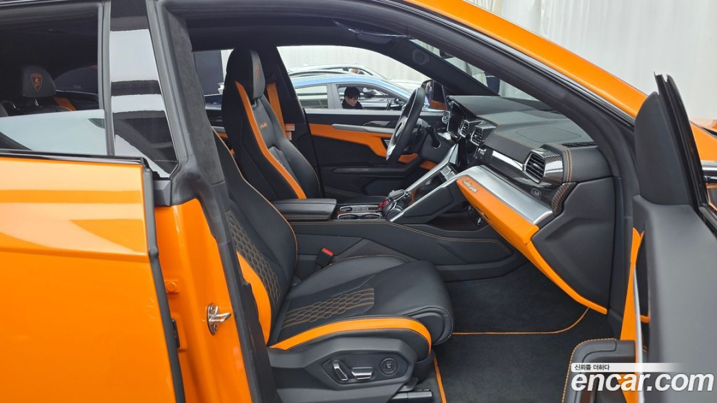 Lamborghini Urus 4.0 V8 S, 2024