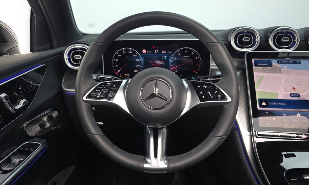 Mercedes-Benz GLC-Class GLC 300 4MATIC Avantgarde, 2025
