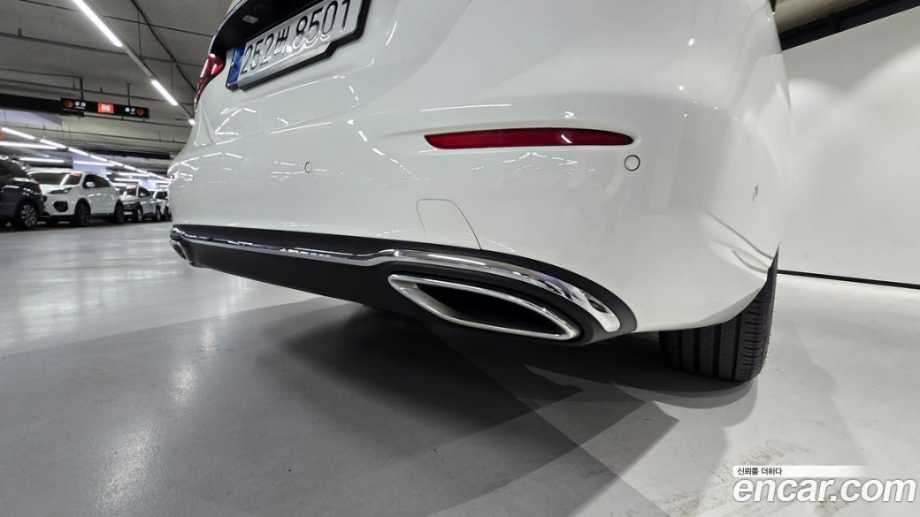 Mercedes-Benz E-Class E450 4MATIC Exclusive, 2022