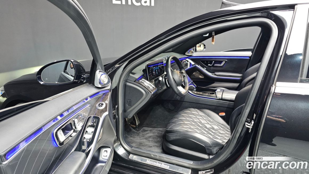 Mercedes-Benz S-Class S500L 4MATIC, 2022