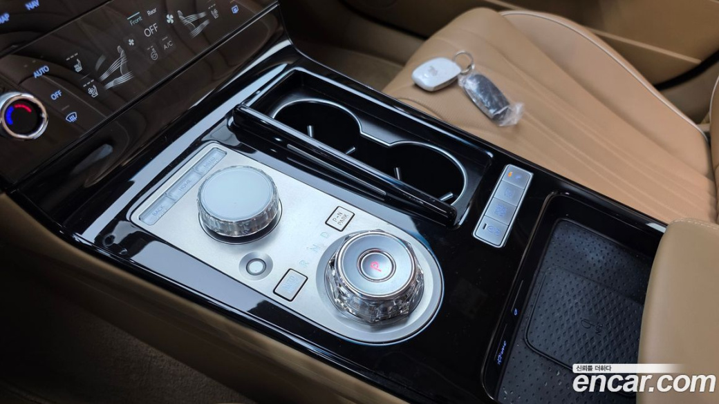 Genesis G80 Gasoline 2.5 Turbo AWD, 2025
