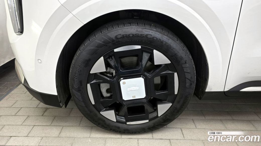 Kia Carnival 7-Seater Signature, 2025
