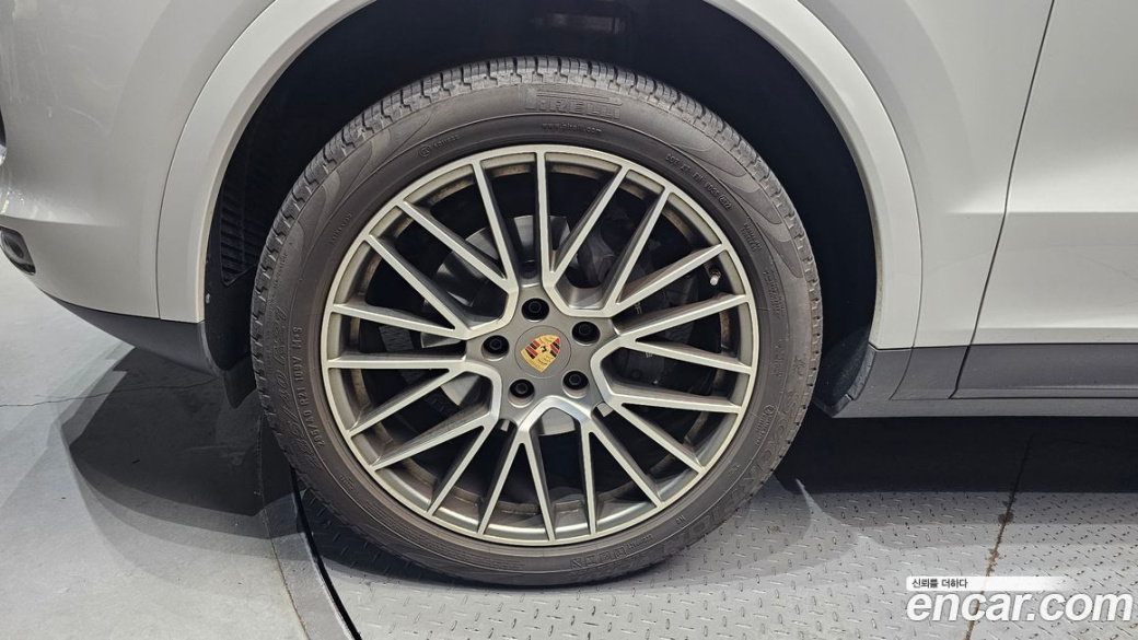 Porsche Cayenne 3.0 COUPE PLATINUM EDITION, 2023