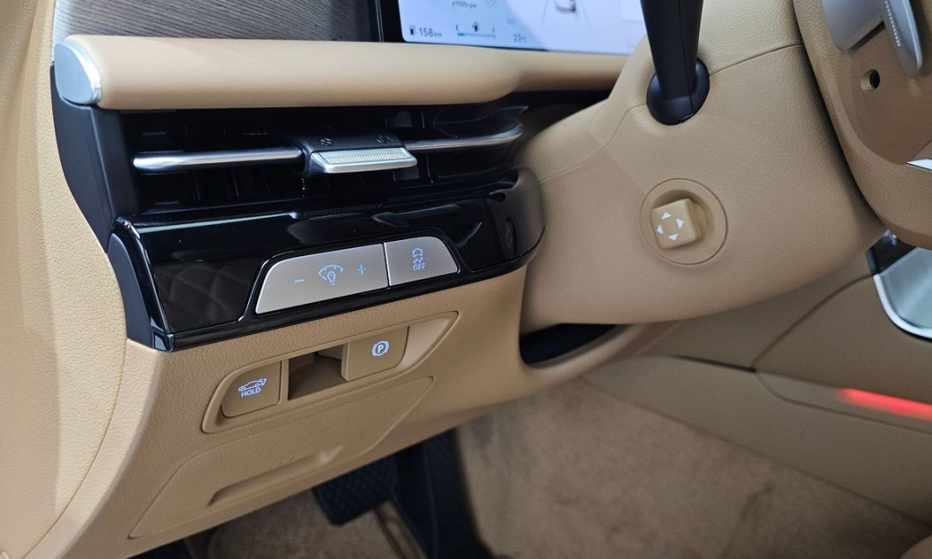 Genesis G80 Gasoline 2.5 Turbo AWD, 2025