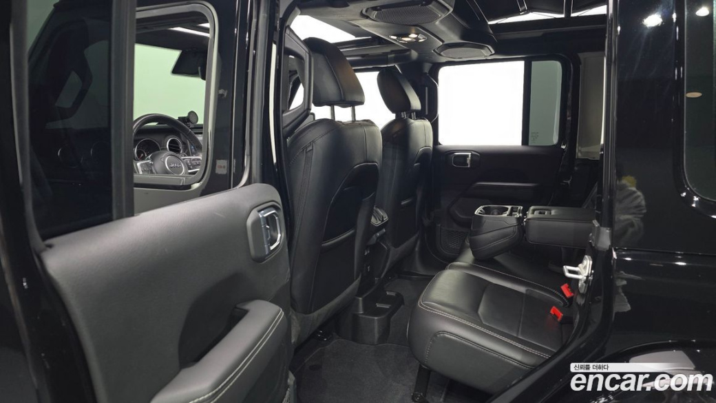 Jeep Wrangler 2.0 Overland Power Top 4Door, 2021
