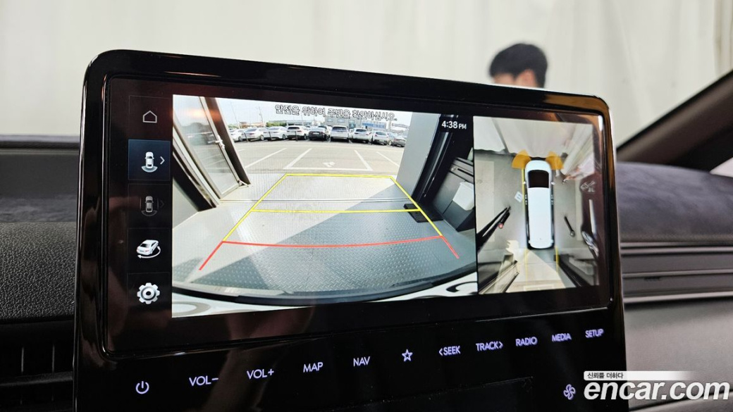 Hyundai Staria 2WD Camping Car, 2024