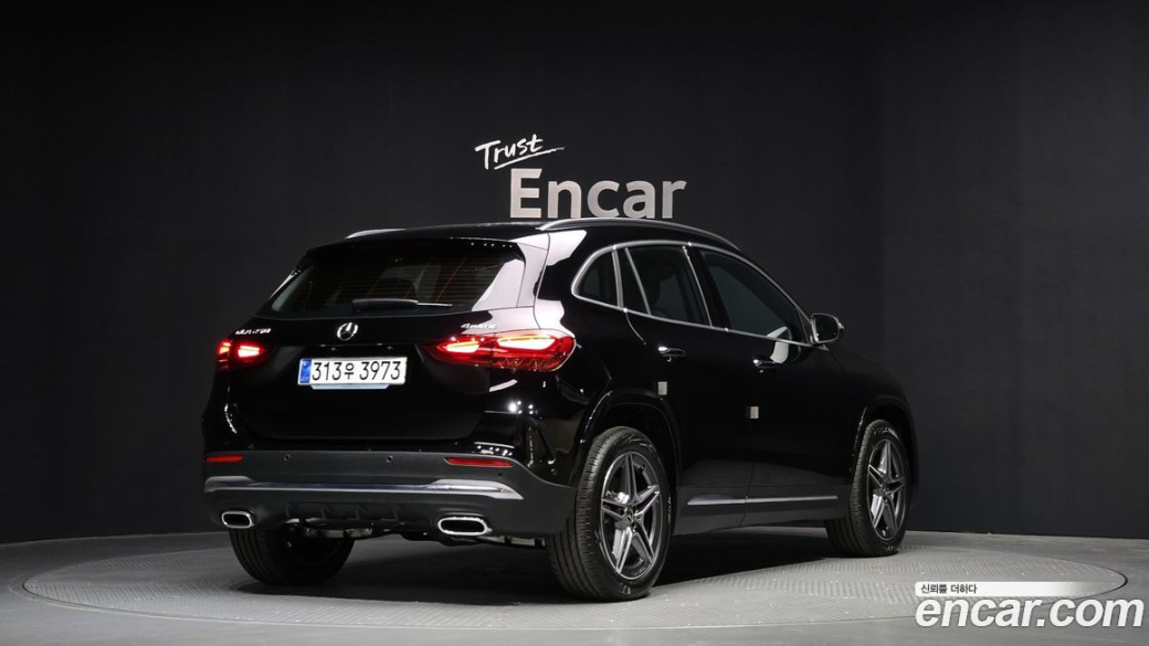 Mercedes-Benz GLA-Class GLA250 4MATIC, 2026