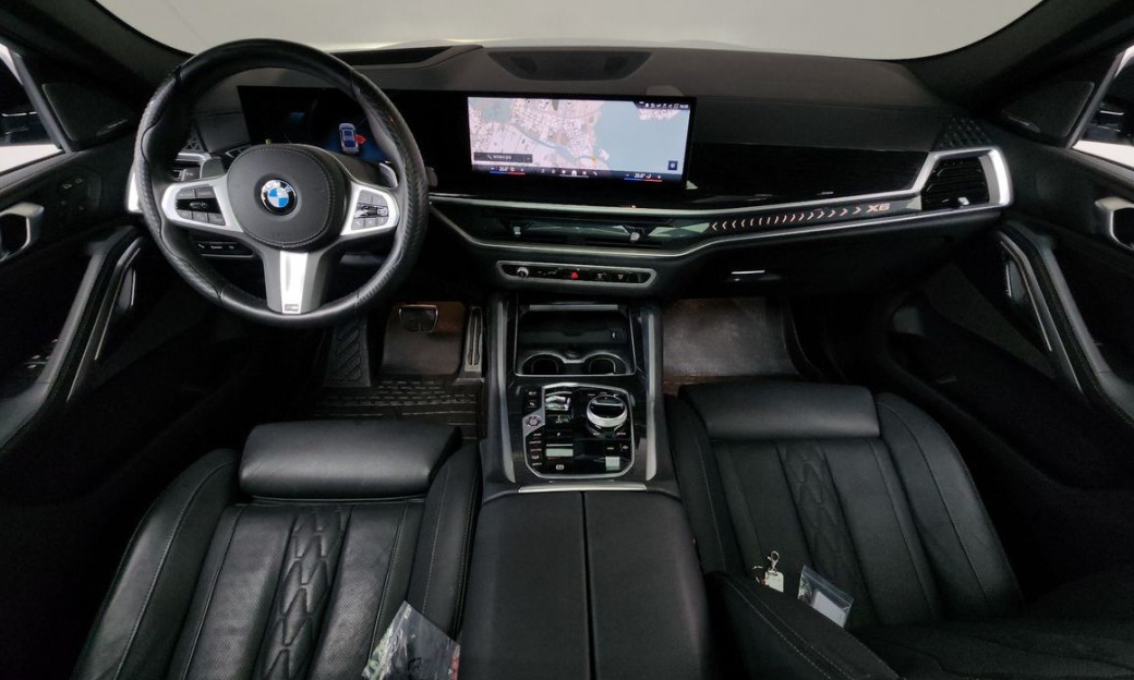BMW X6 xDrive40i M Sport, 2024