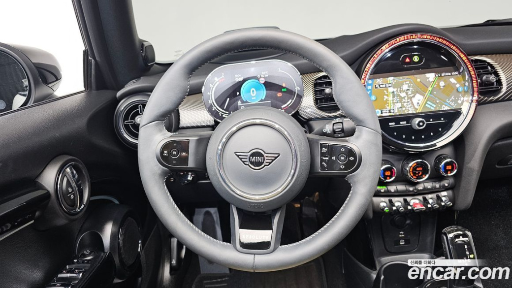 Mini Cooper Convertible Resolute Edition, 2024