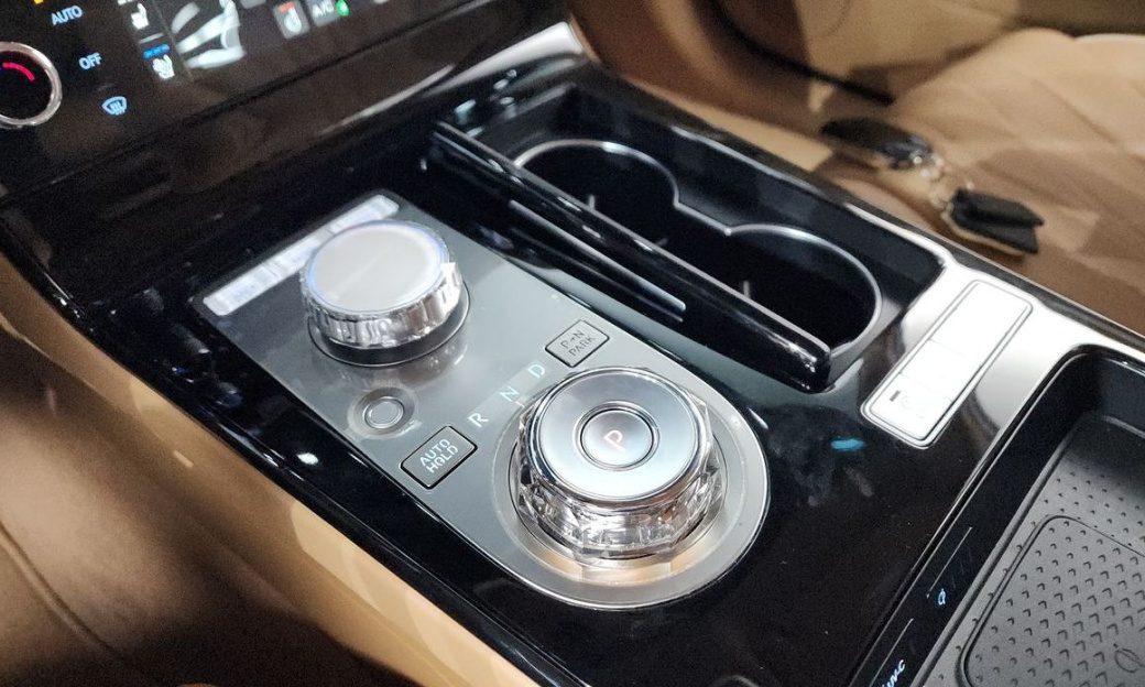Genesis G80 Gasoline 2.5 Turbo AWD, 2025