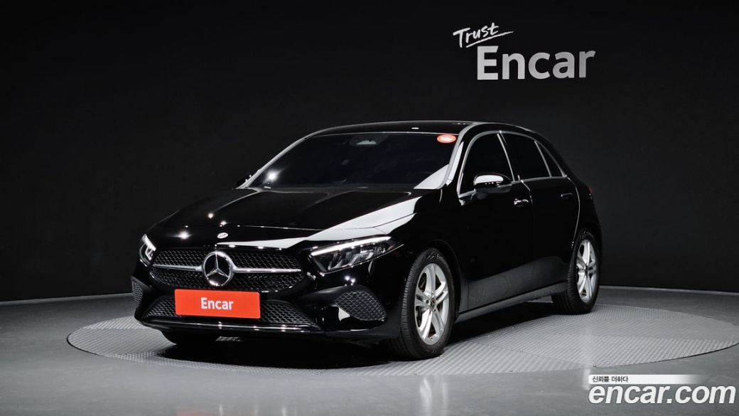 Mercedes-Benz A-Class A220 Hatchback, 2024